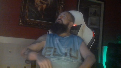 musclepigbcn live cam on Cam4