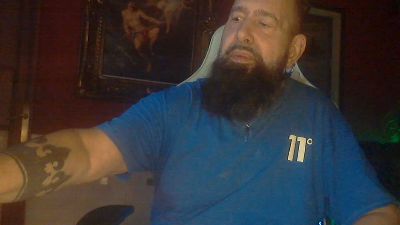 musclepigbcn live cam on Cam4