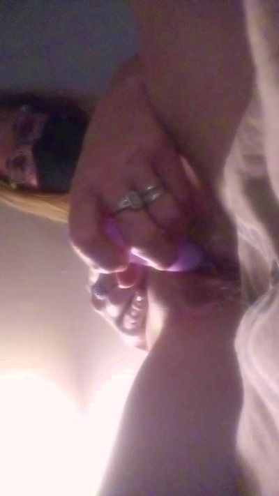 mustangtobang live cam on Cam4