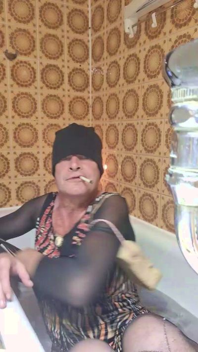 mutabor666 live cam on Cam4