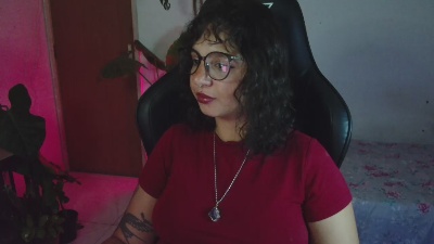myamillor live cam on Cam4