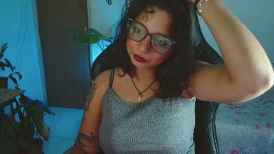 myamillor live cam on Cam4