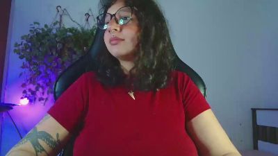 myamillor live cam on Cam4