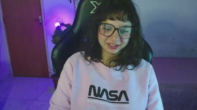 myamillor live cam on Cam4