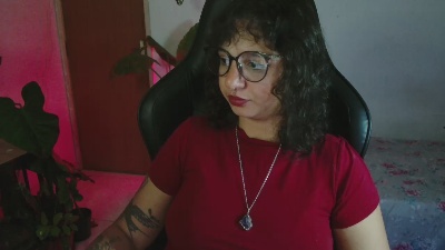 myamillor live cam on Cam4