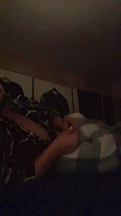mylo20 live cam on Cam4