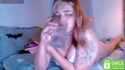 mymoonstar live cam on Cam4