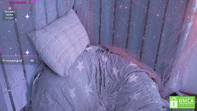 mymoonstar live cam on Cam4