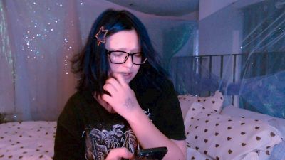 mymoonstar live cam on Cam4