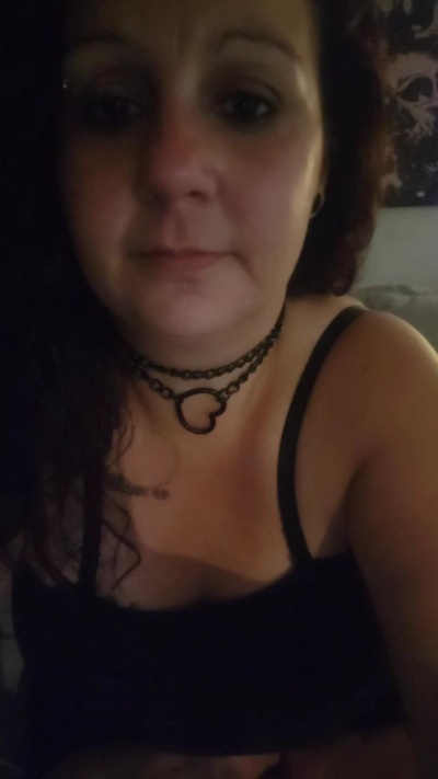 mysteriousMia_ live cam on Cam4