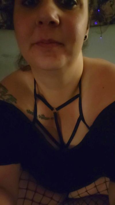 mysteriousMia_ live cam on Cam4
