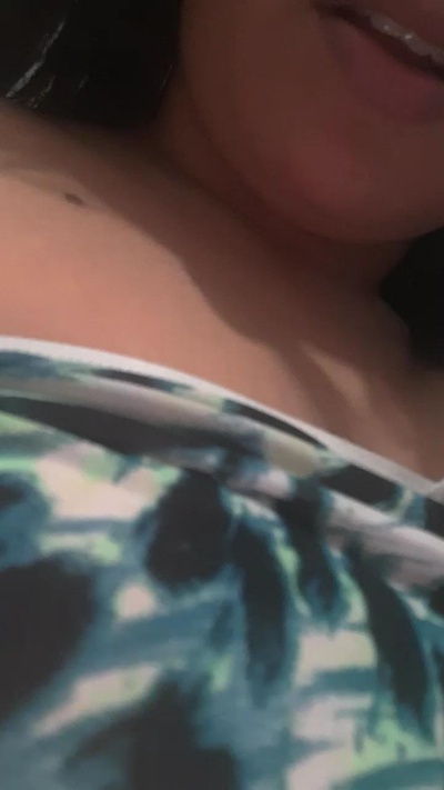 naaysousaa live cam on Cam4