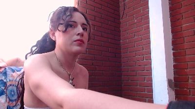 nadescomthx live cam on Cam4