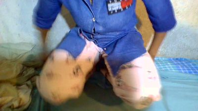 nadiah01 live cam on Cam4