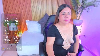 nahia_1 live cam on Cam4