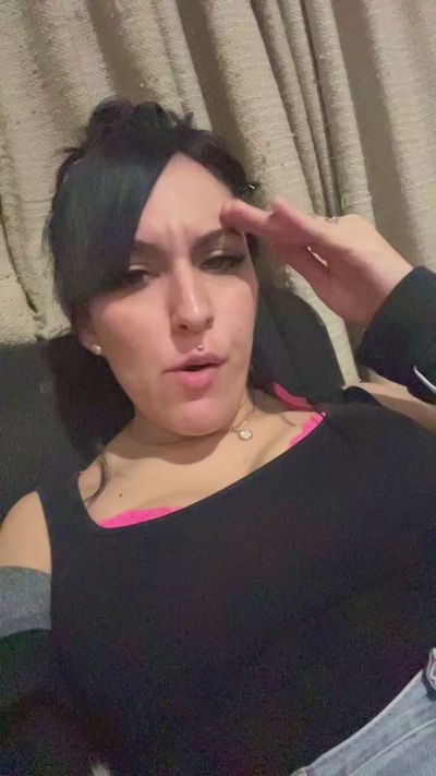 nahirrr live cam on Cam4