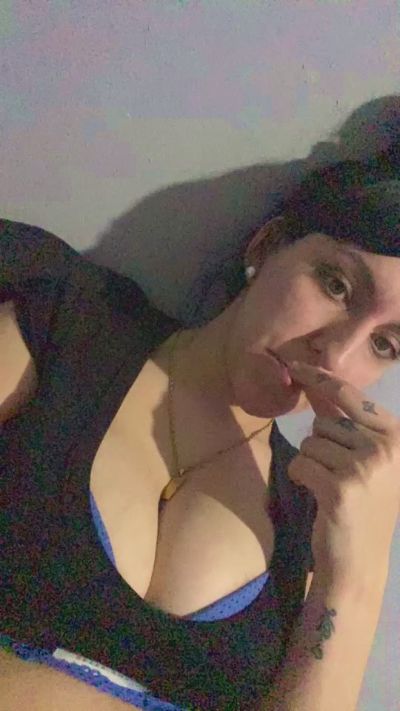 nahirrv live cam on Cam4