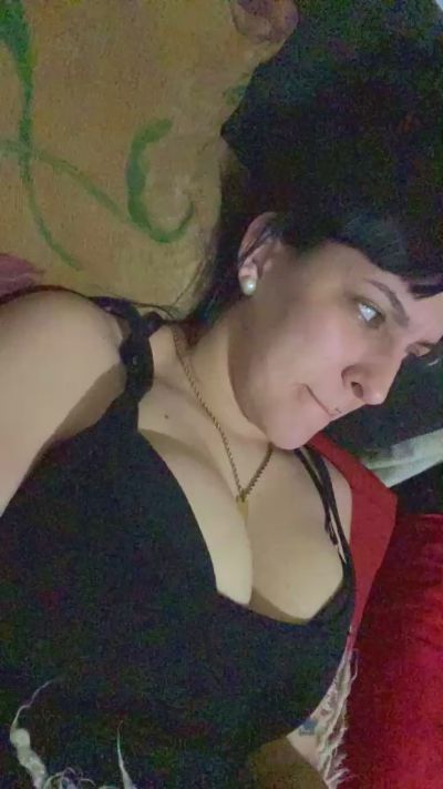 nahirrv live cam on Cam4