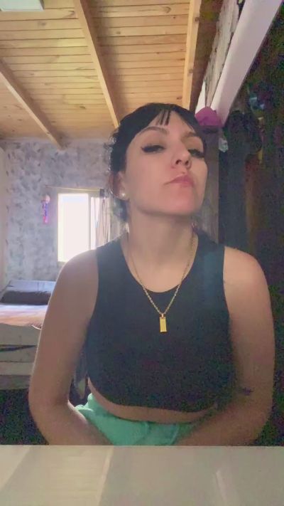 nahirrv live cam on Cam4