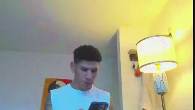 nakedfoam1 live cam on Cam4