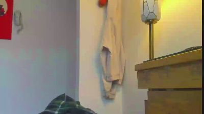 nakedfoam1 live cam on Cam4