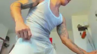 nakedfoam1 live cam on Cam4