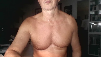 nakedinMTL live cam on Cam4