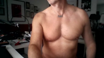 nakedinMTL live cam on Cam4