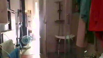 nakedworkbear2 live cam on Cam4