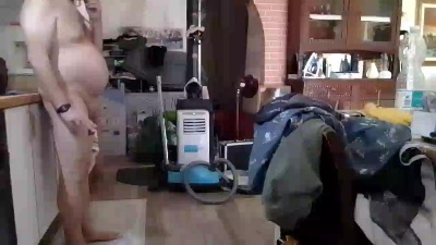 nakedworkbear2 live cam on Cam4