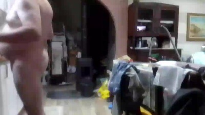 nakedworkbear2 live cam on Cam4
