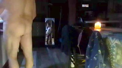 nakedworkbear2 live cam on Cam4