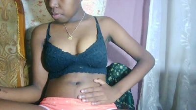 nancy4 live cam on Cam4