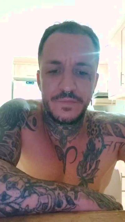 nano381 live cam on Cam4