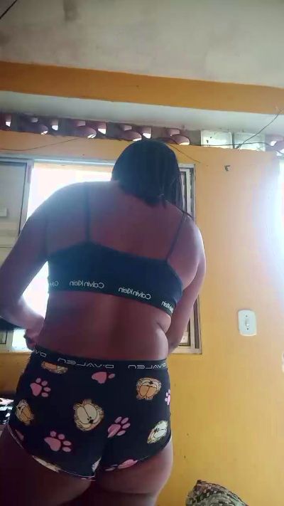 nanynegraa live cam on Cam4
