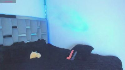 naomi_west_x live cam on Cam4