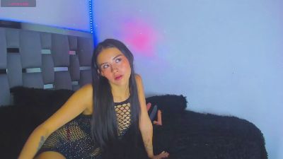 naomi_west_x live cam on Cam4