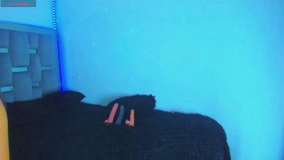 naomi_west_x live cam on Cam4
