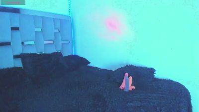 naomi_west_x live cam on Cam4