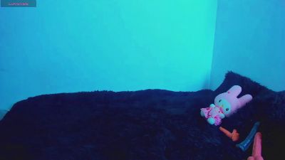 naomi_west_x live cam on Cam4