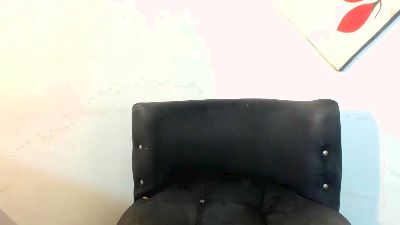 naommykristenn live cam on Cam4
