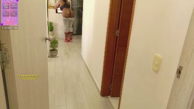 naomyxxx4 live cam on Cam4