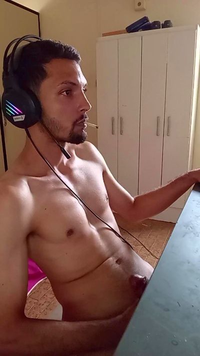 napolitano231 live cam on Cam4