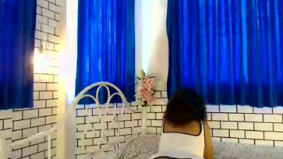 naree2 live cam on Cam4