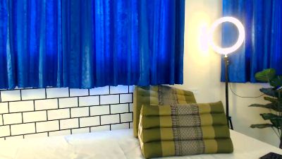 naree2 live cam on Cam4
