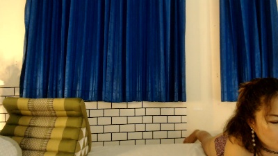 naree2 live cam on Cam4