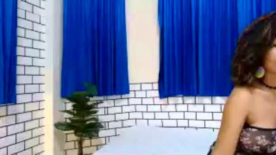 naree2 live cam on Cam4
