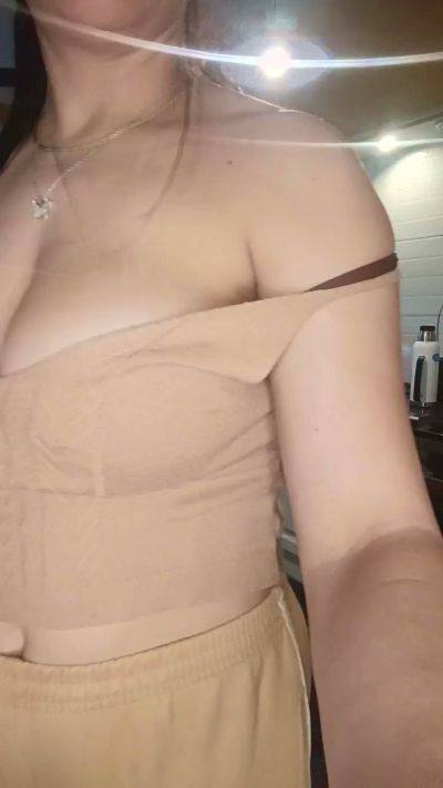 natalia1 live cam on Cam4