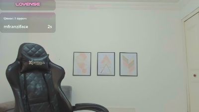 natalia_curvy live cam on Cam4