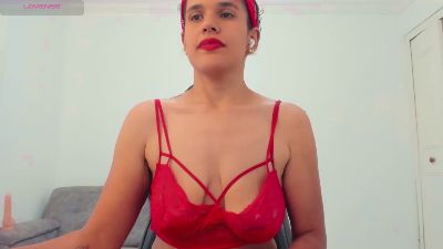 natalia_curvy live cam on Cam4